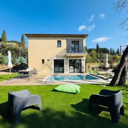 Before Making A Request, Read My Host Profile At Bottom Of Page # Fully Private 3-bedroom Luxury Close To Apartamento *