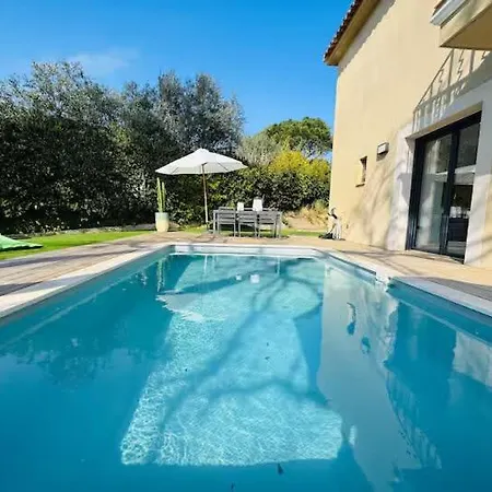 Before Making A Request, Read My Host Profile At Bottom Of Page # Fully Private 3-bedroom Luxury Close To Apartamento *