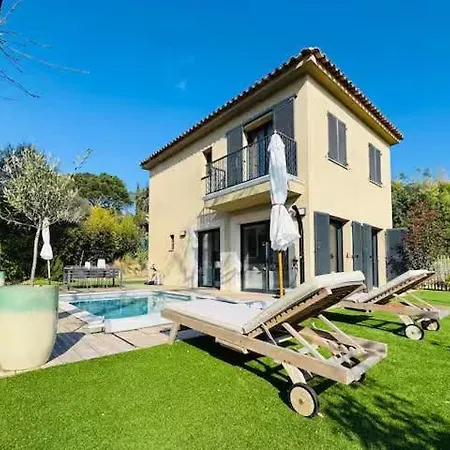 Before Making A Request, Read My Host Profile At Bottom Of Page # Fully Private 3-bedroom Luxury Close To Сен-Тропе