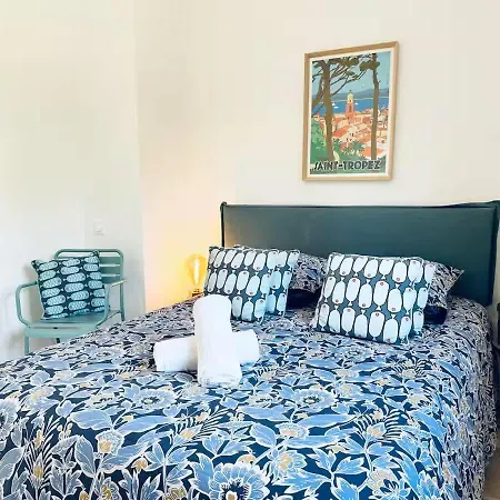 Διαμέρισμα Before Making A Request, Read My Host Profile At Bottom Of Page # Fully Private 3-bedroom Luxury Close To