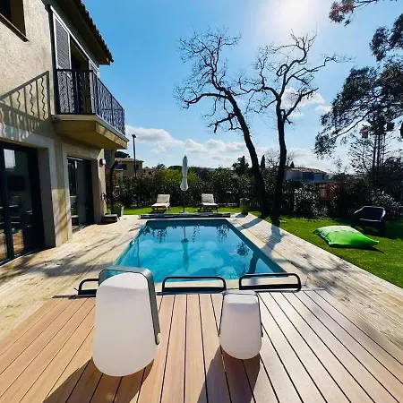 Before Making A Request, Read My Host Profile At Bottom Of Page # Fully Private 3-bedroom Luxury Close To Сен-Тропе