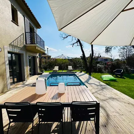 Before Making A Request, Read My Host Profile At Bottom Of Page # Fully Private 3-bedroom Luxury Close To Apartamento